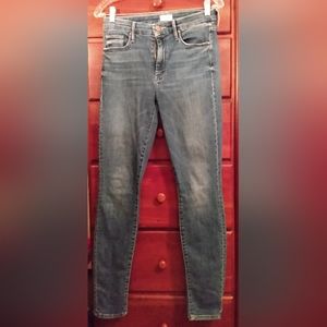 MOTHER Looker skinny jeans; very good condition; like new